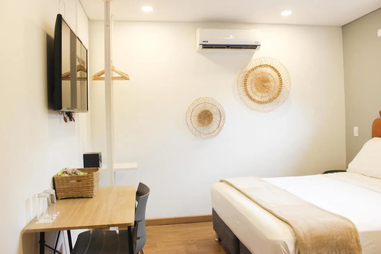 574 Hotel ميديلين