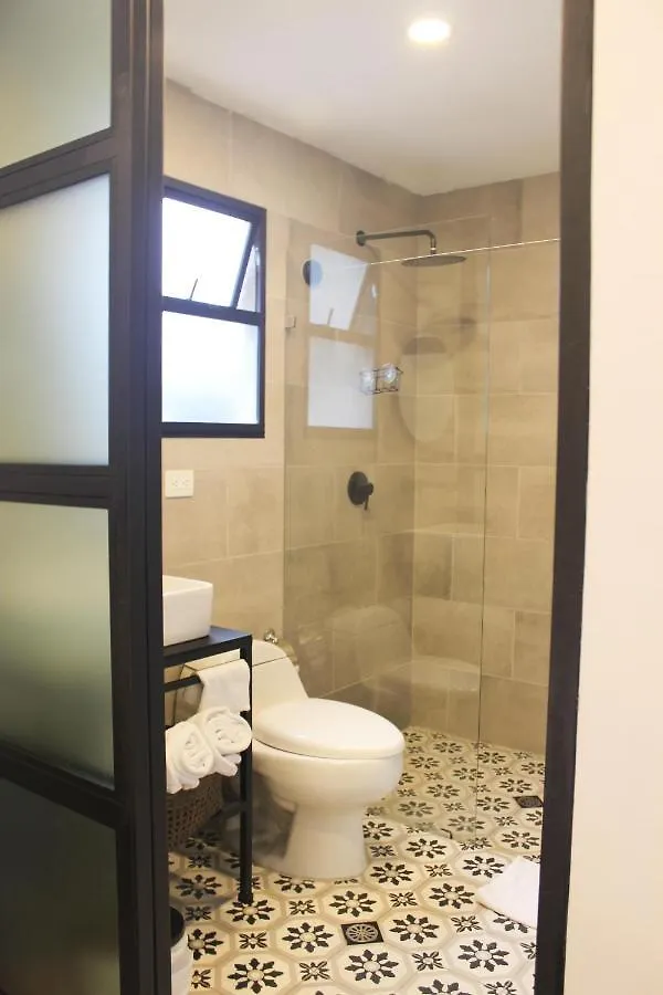 574 Hotel ميديلين