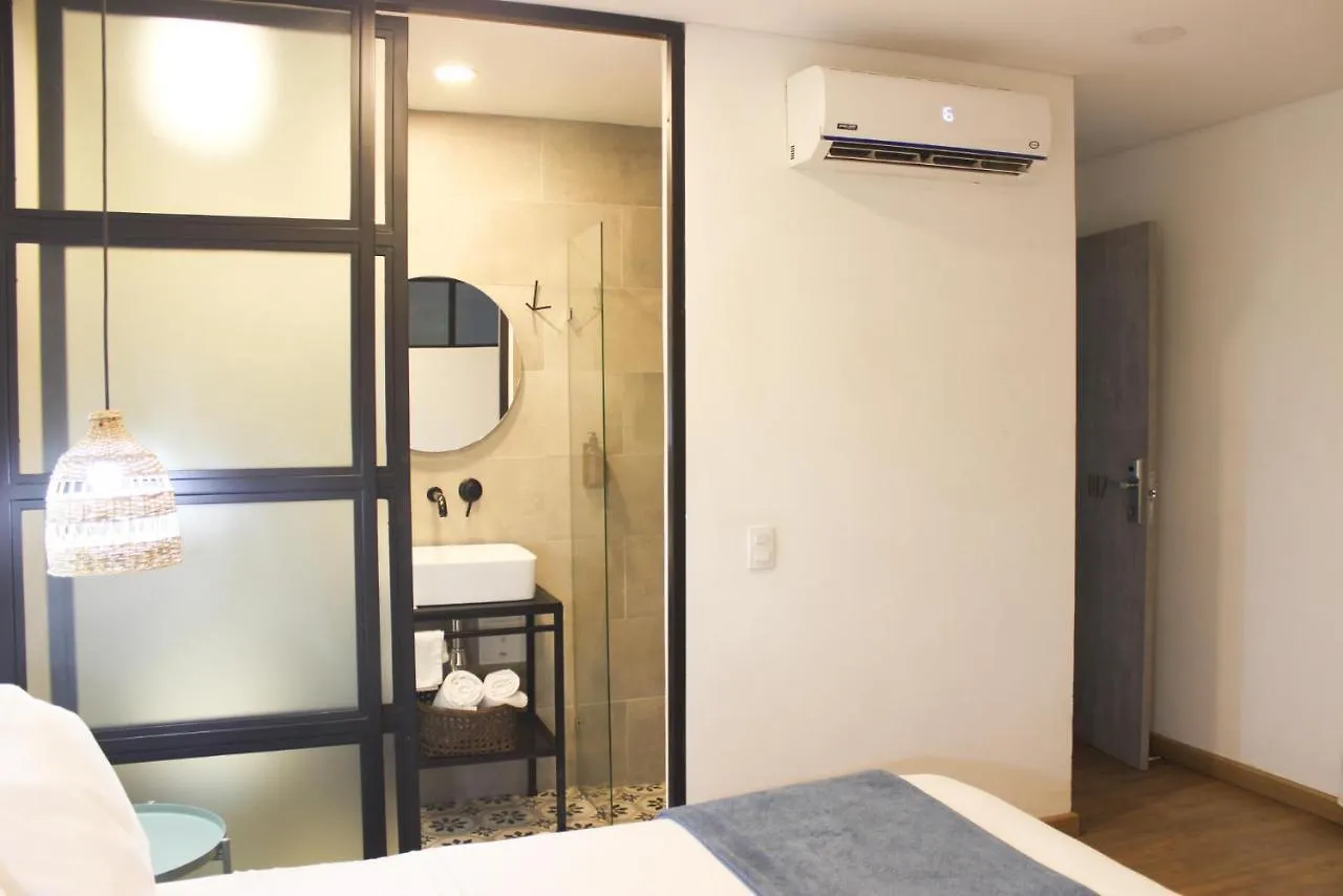 574 Hotel ميديلين