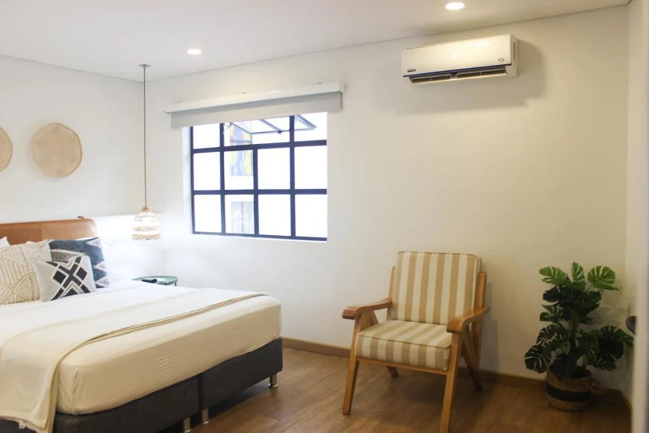 574 Hotel ميديلين