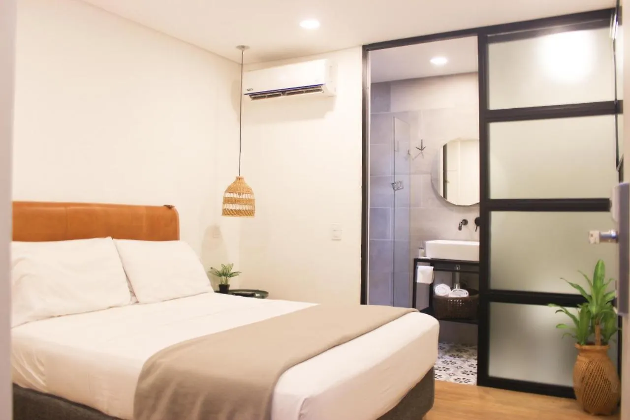 574 Hotel ميديلين