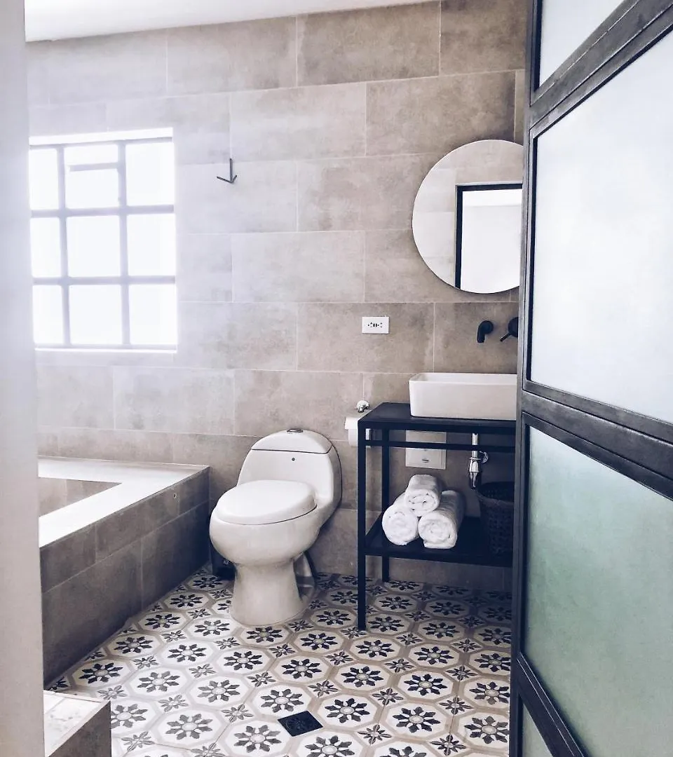 574 Hotel ميديلين