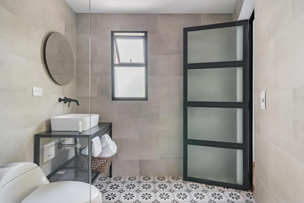 574 Hotel ميديلين