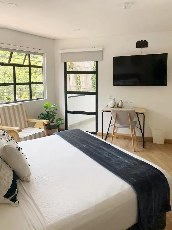 574 Hotel ميديلين